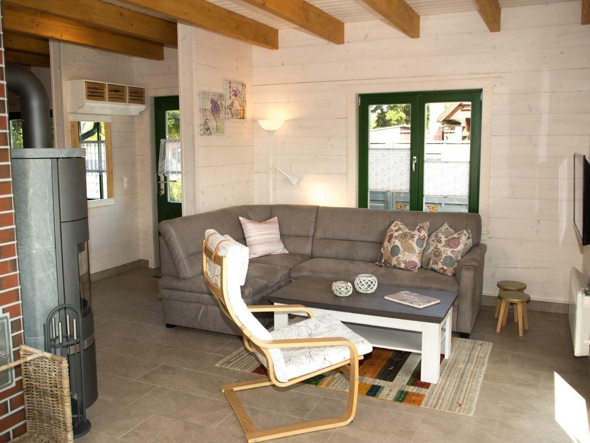 Ferienhaus F.Winkler Neukalen Luaran gambar